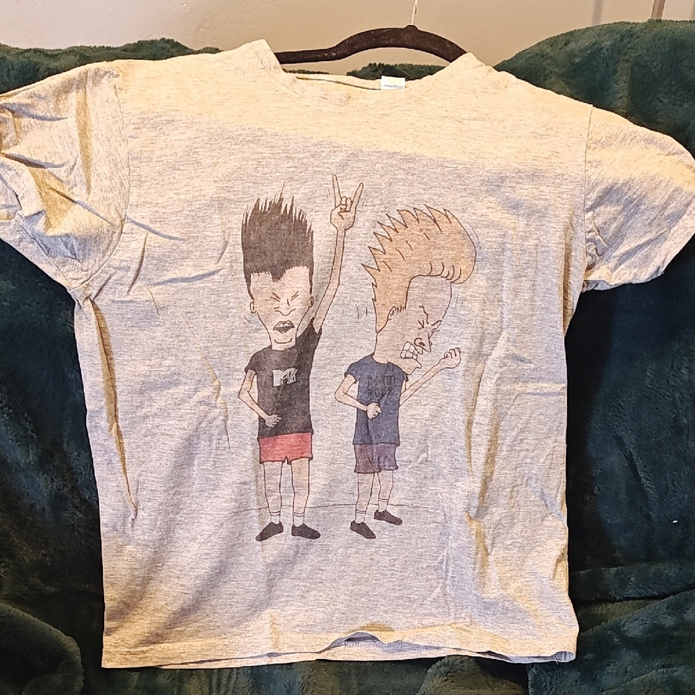 Gray Cartoon Graphic Short Sleeve Tee